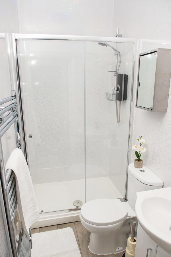 Moseley Mews Village Suites - Purple Birmingham Ngoại thất bức ảnh