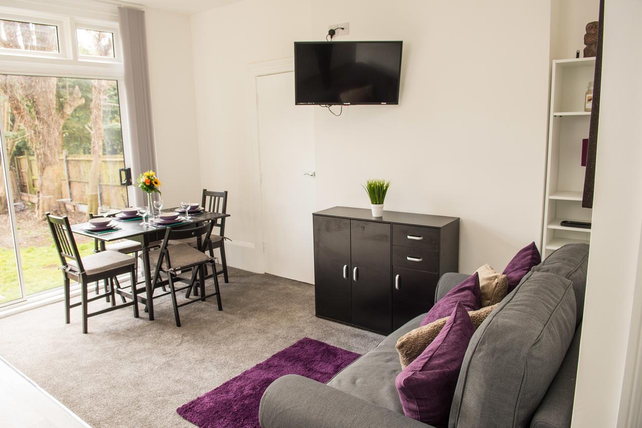 Moseley Mews Village Suites - Purple Birmingham Ngoại thất bức ảnh