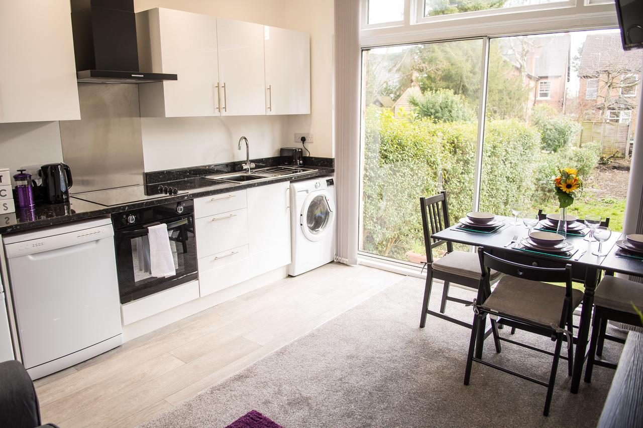 Moseley Mews Village Suites - Purple Birmingham Ngoại thất bức ảnh